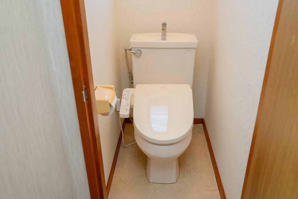 3階 小岩駅徒歩15分 収容4人 成田羽田からバス直通 Apartment *